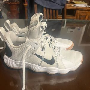 Nike React Hyperset Volleyball/Basketball Shoes